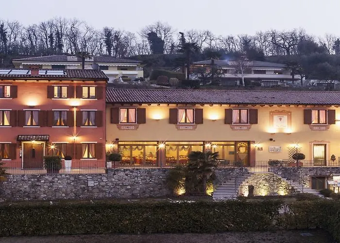 La Zerla Nocleg ze śniadaniem 4*