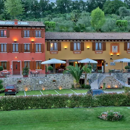 Bed & Breakfast La Zerla 4*