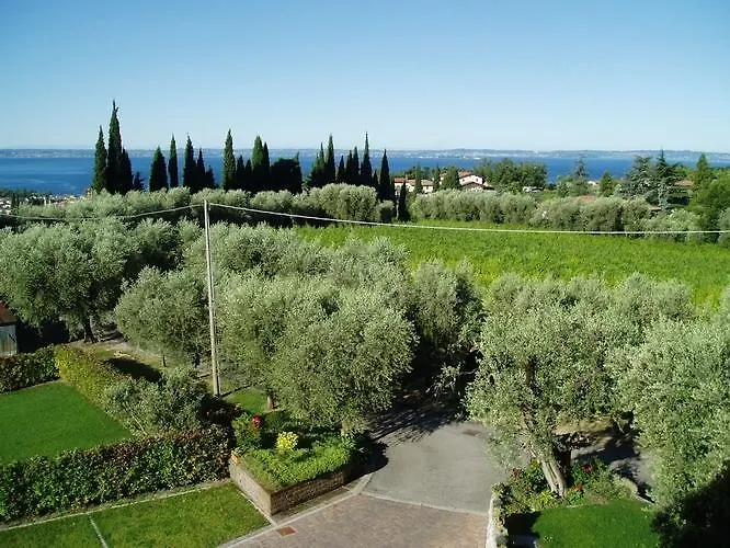 La Zerla לינה וארוחת בוקר