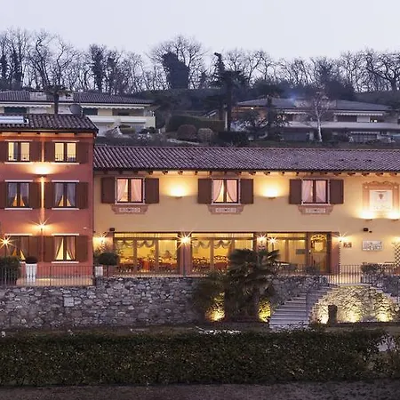 La Zerla Bed and Breakfast 4*